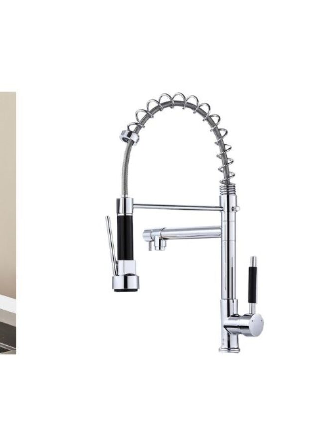 Três torneiras para cozinha em fundo branco: modelo gourmet com acabamento cromado, torneira com filtro integrado e torneira de bica móvel giratória.